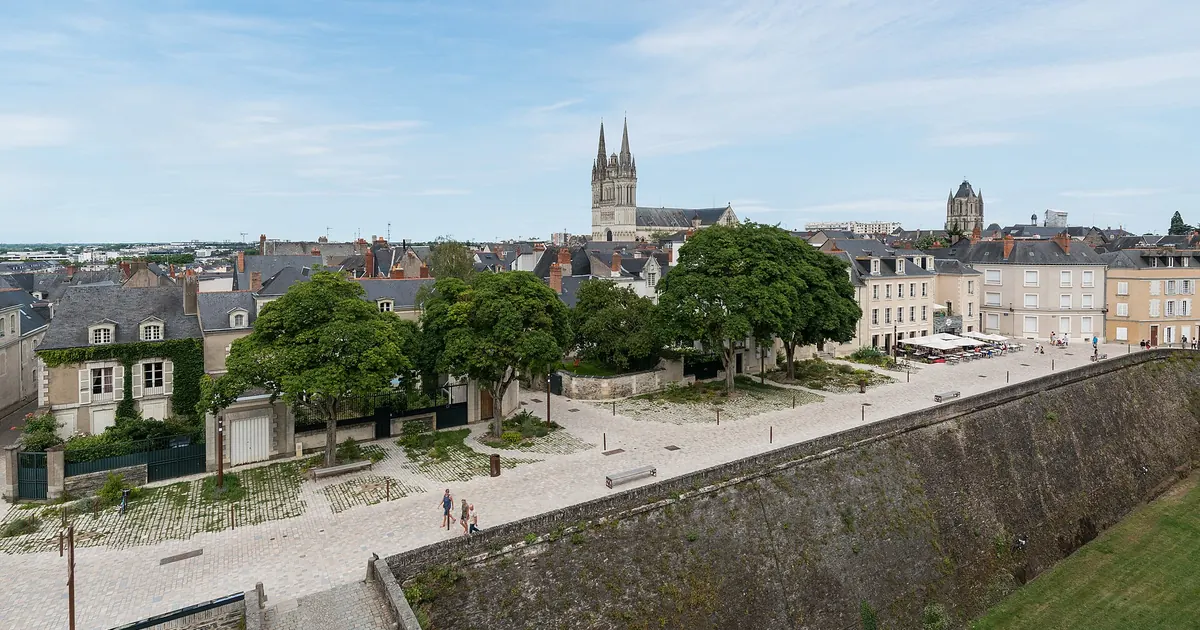 Diagnostic amiante à Angers : comprendre le parc ancien et les obligations — Angers