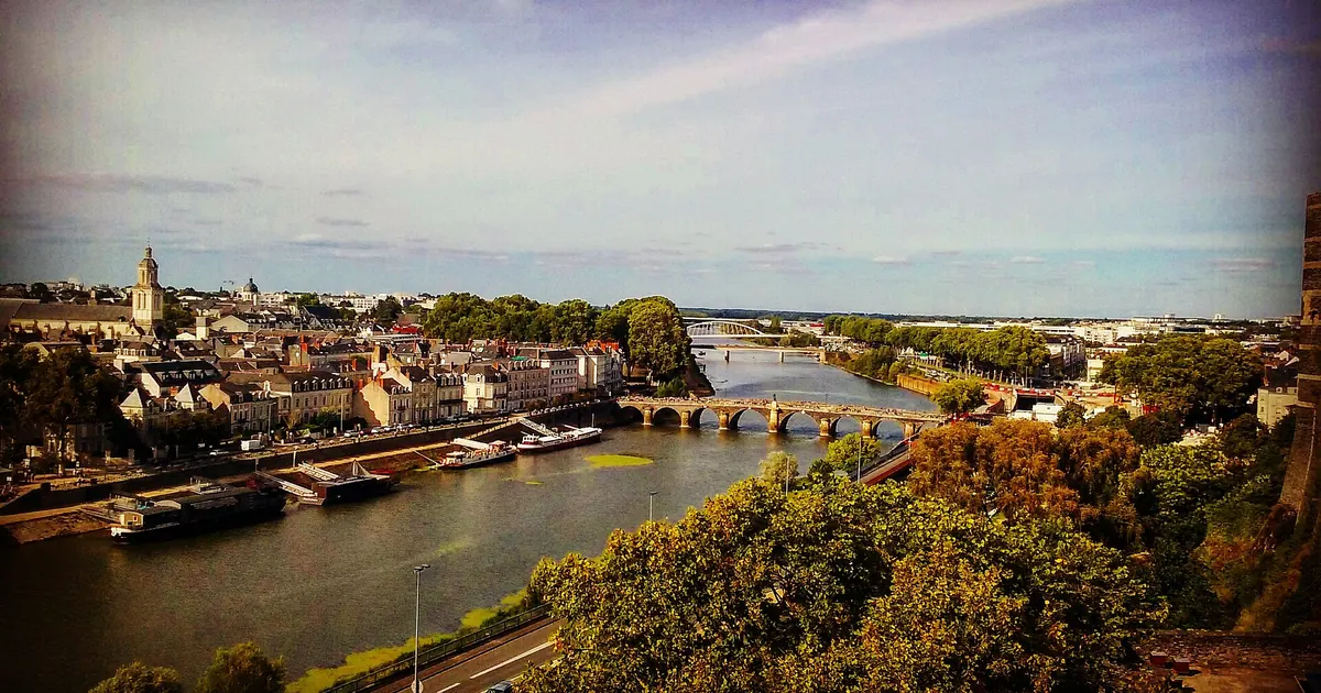 Radon à Angers : classement, information et précautions pour le propriétaire — Angers